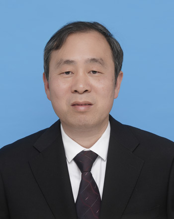 邱卫东